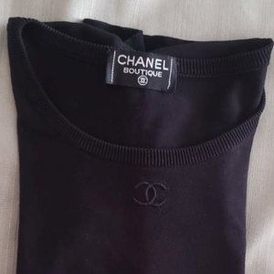 Chanel sweater tops CC logo vintage